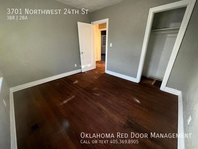 Building Photo - 3701 NW 24th St