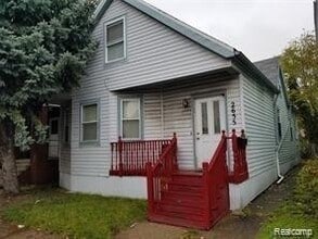 Building Photo - 2655 Whalen St