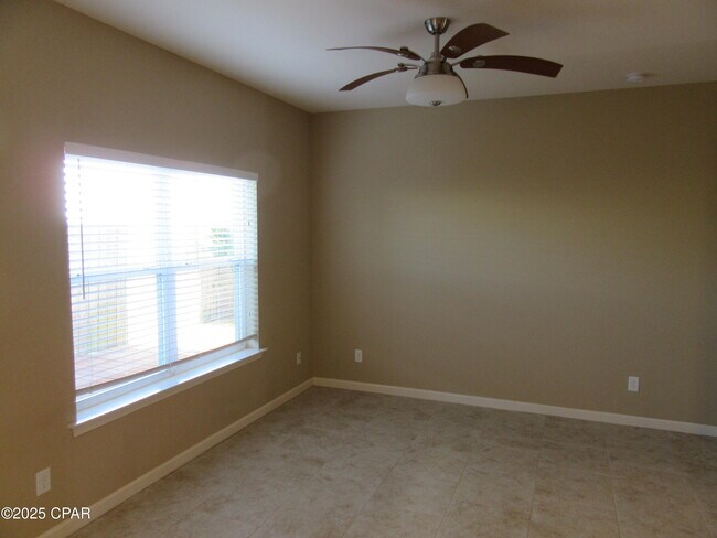 Building Photo - 2407 Astrid Ln