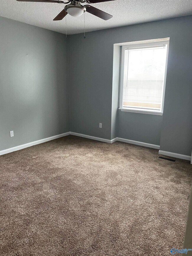 Building Photo - 5130 Blue Spring Rd NW