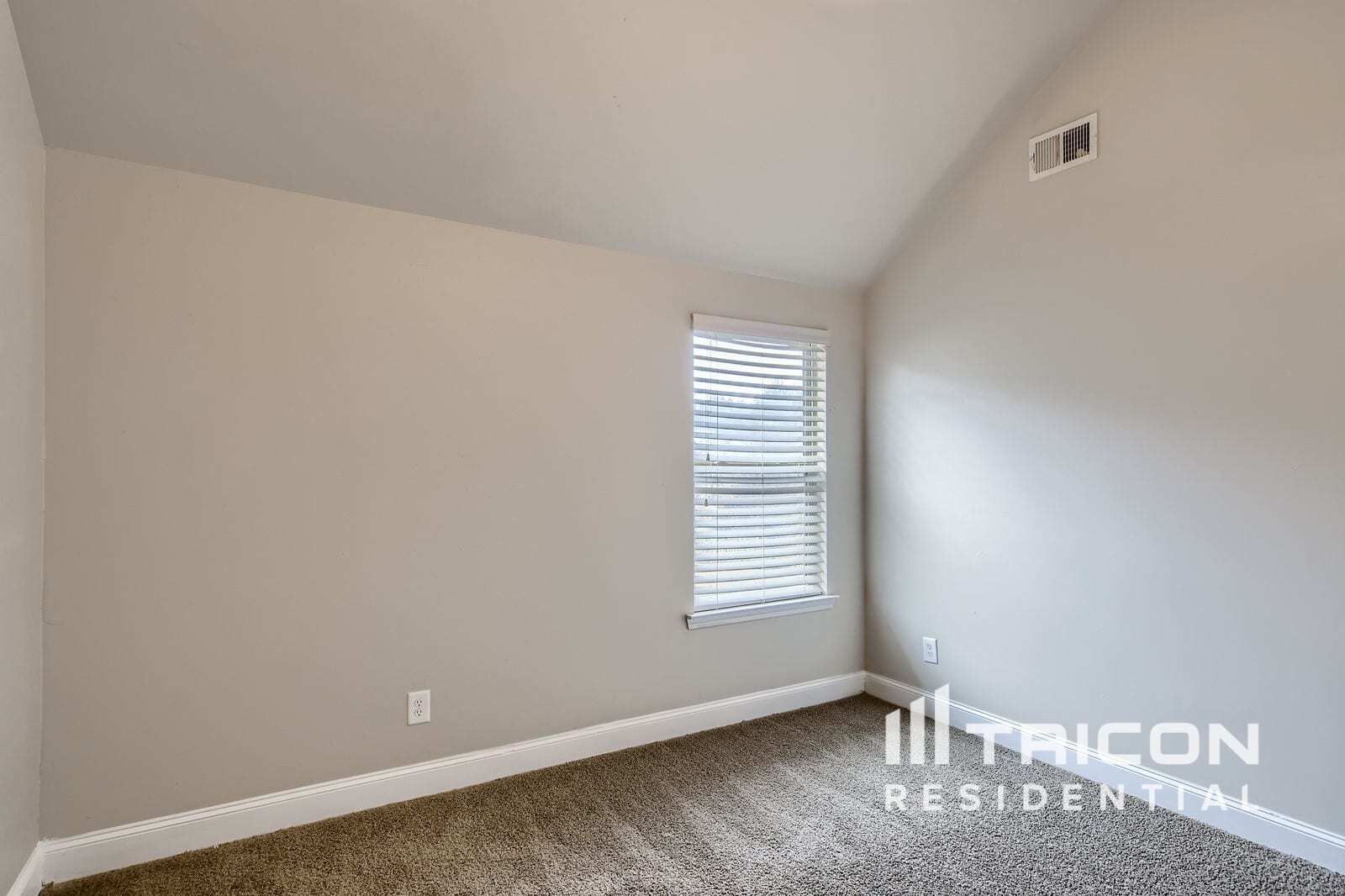 Building Photo - 239 Huntleigh Chase Dr