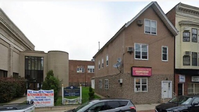 Primary Photo - 332 Harrison Ave