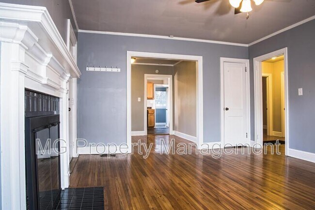 Building Photo - 2401 Greenland Ave