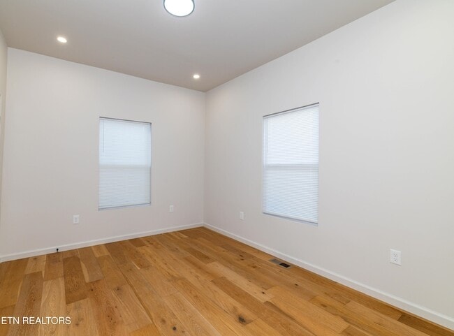 Building Photo - 1422 Beaumont Ave