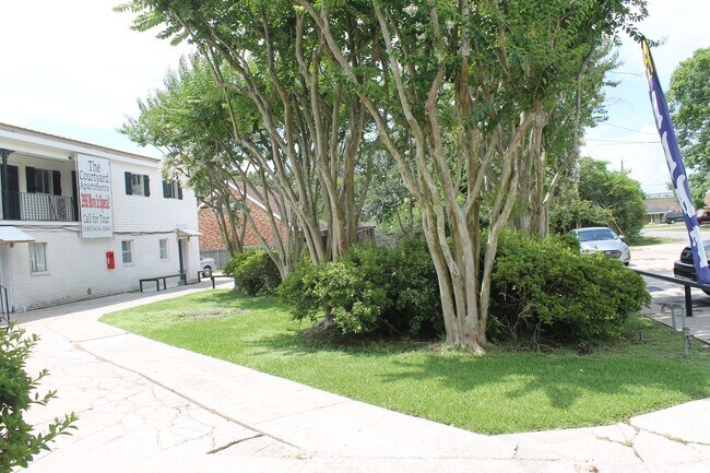 Building Photo - 1418 Lynn Street, Unit 21