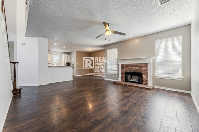Building Photo - Recently Updated Plano Property with Modern Features and Serene Surroundings