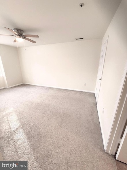 Building Photo - 37 Wickham Ct