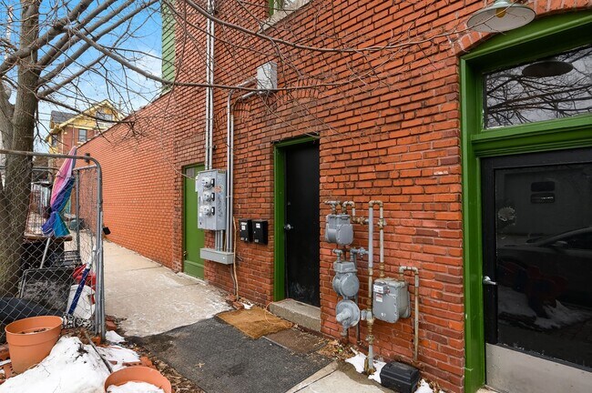 Building Photo - SUCCOTASH BUILDING