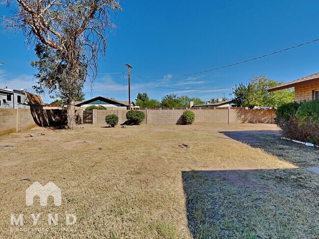 Building Photo - 18230 North 42nd Pl