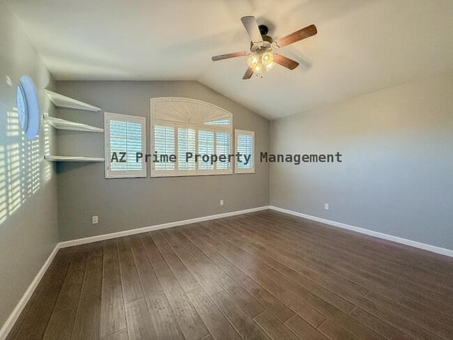 Building Photo - 260 W Calle Monte Vista