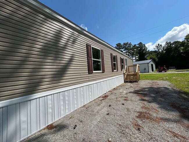 Building Photo - 127 Hubert Blvd
