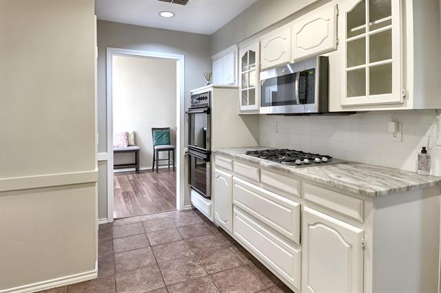 Building Photo - 3221 Laurel Oaks Ct