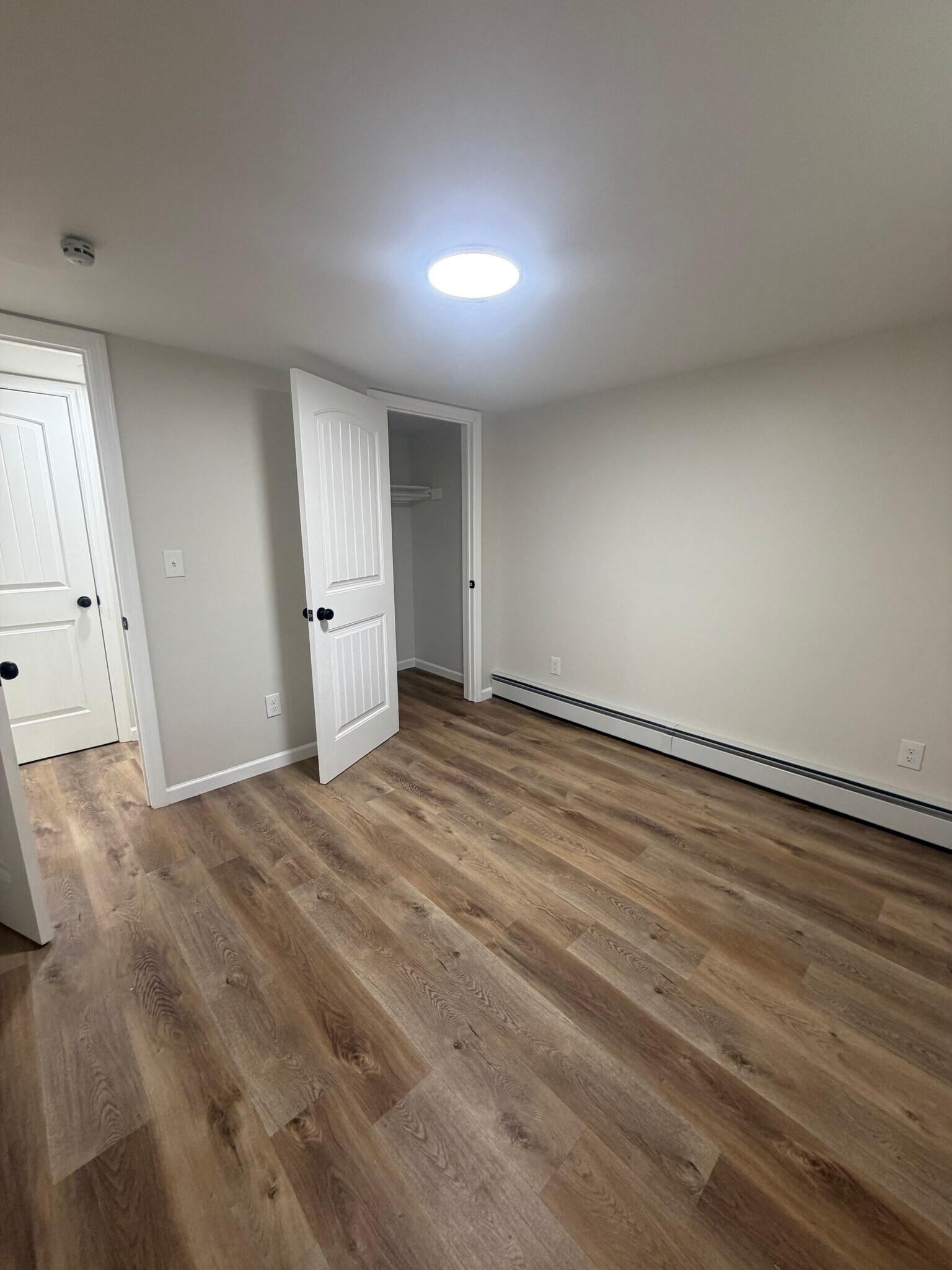 Building Photo - 258 Claywood Dr