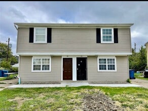 Building Photo - 1317 Massachusetts Ave