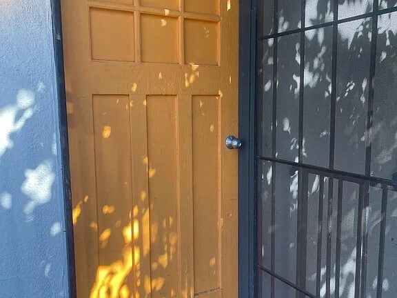 Building Photo - 1111 Blake Ave