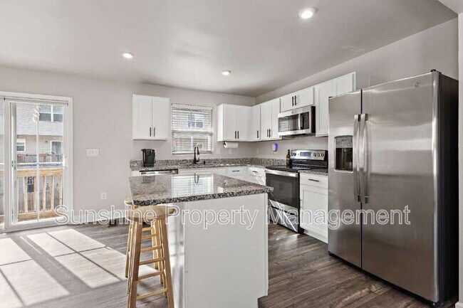 Building Photo - 118 Manilla Cir