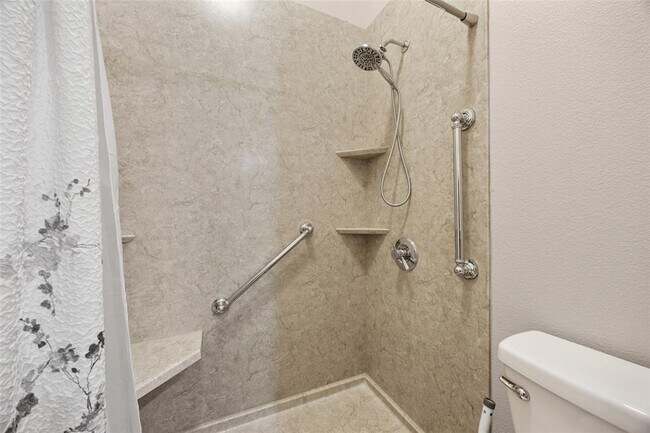 Building Photo - 110 Chalk Draw Ct