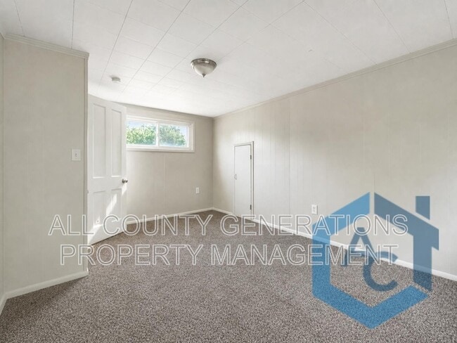 Building Photo - 12308 Sobieski Ave