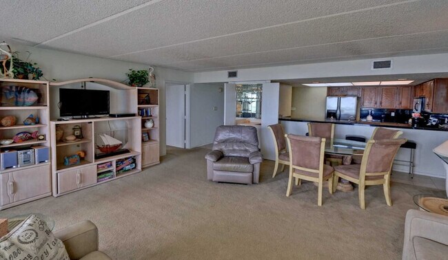 Building Photo - 3900 Gulf Blvd