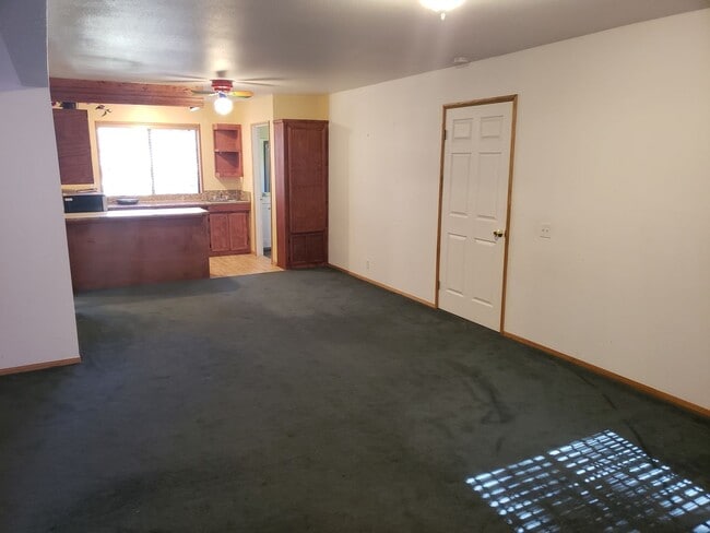 Building Photo - Move-In Ready 1-Bedroom Mountain Apartment with Private Driveway and Backyard