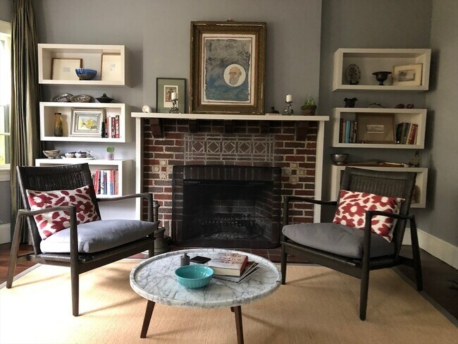 Building Photo - 21 Marlboro St