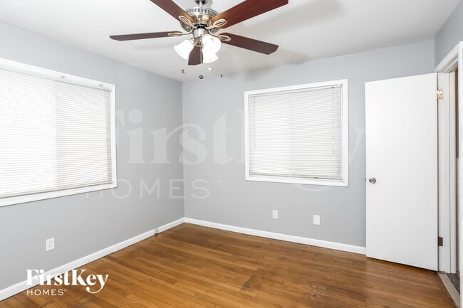 Building Photo - 1095 Ozment Dr