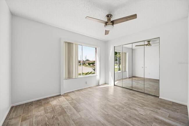 Building Photo - 10325 Marco Polo Dr