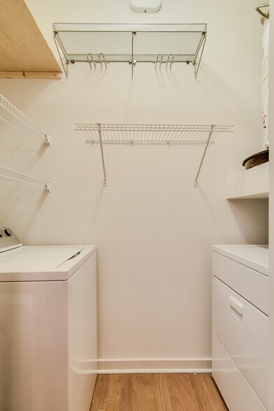 Building Photo - 1803 Broadway