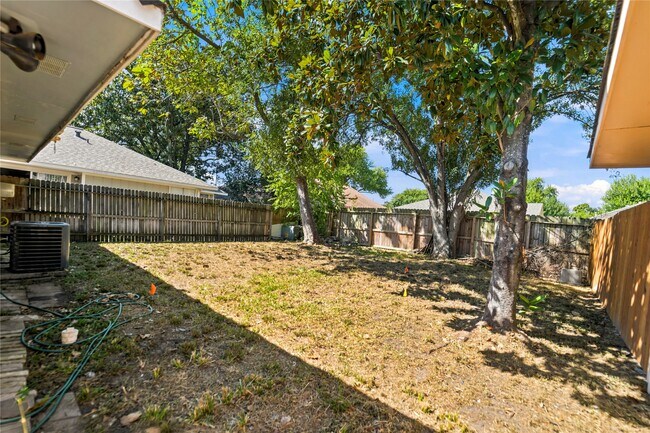 Building Photo - 13619 Tanvern Ln