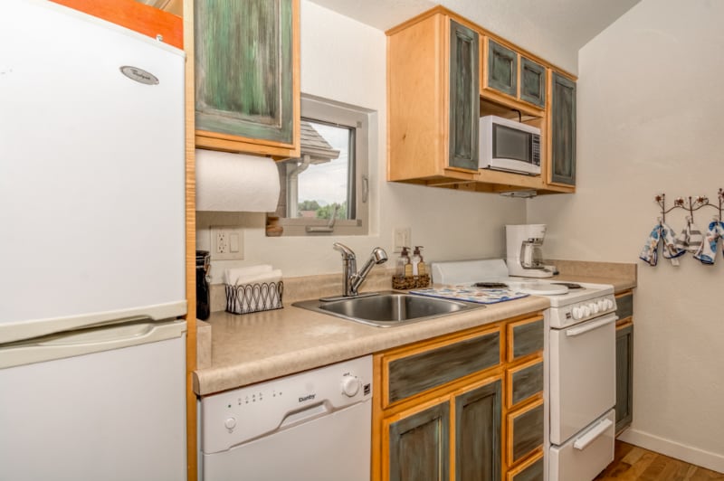 Building Photo - 1804 W Cucharras St