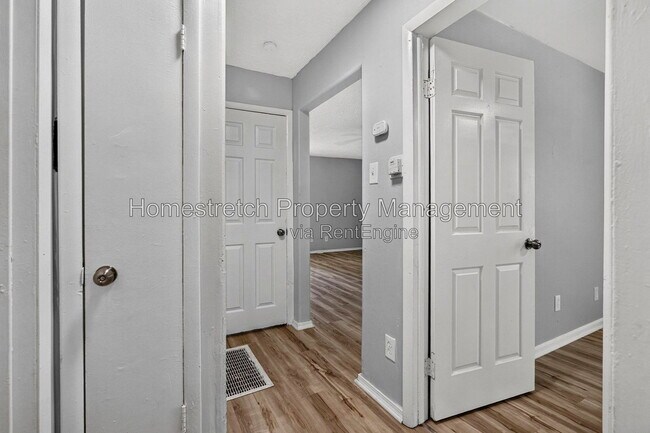 Building Photo - 7534 Blanding Dr