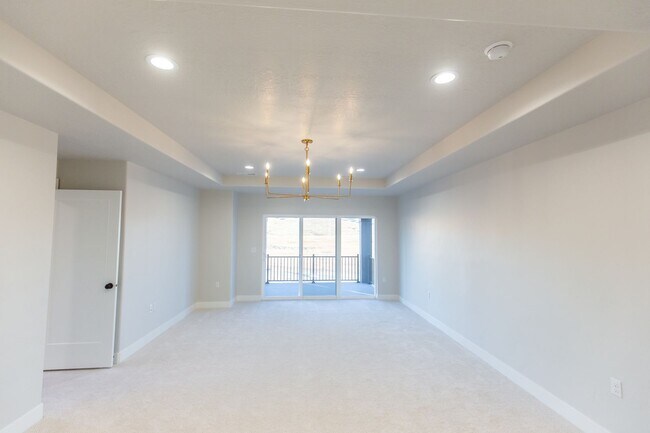 Building Photo - 1148 N Highpass Dr