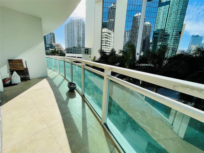 Building Photo - 951 Brickell Ave