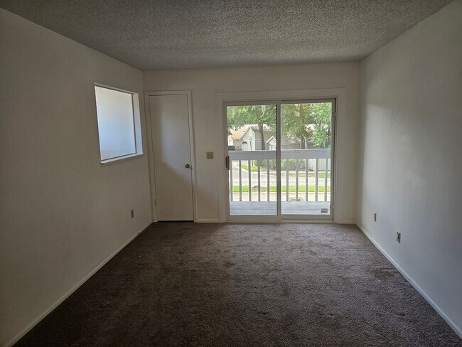 Building Photo - FABOULOUS 3 BEDROOM / 2.5 BATH / 2 CAR GARAGE HOME - WINTER SPRINGS (THE HIGHLANDS)