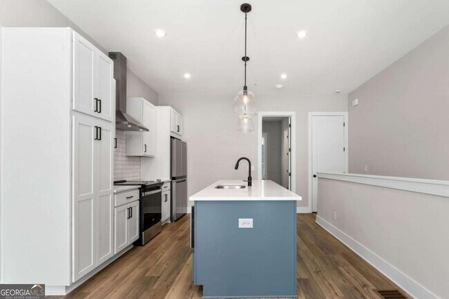 Building Photo - 1272 Longreen Ter NW