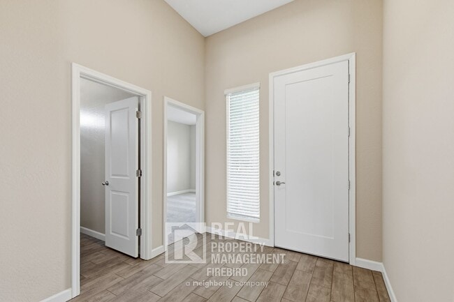 Building Photo - 16808 W Cavedale Dr