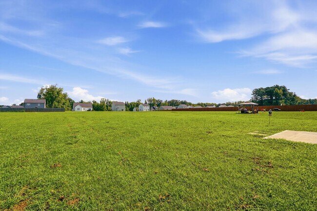 Building Photo - 295 Springtooth Dr