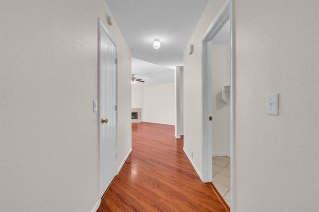 Building Photo - 2312 Tailburton Ct