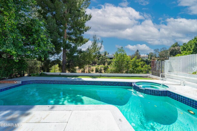 Building Photo - 11723 Porter Valley Dr