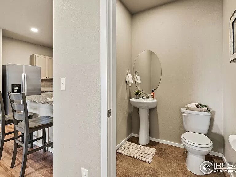 Building Photo - 3682 Ronald Reagan Ave