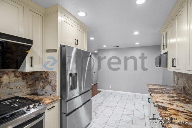 Building Photo - 6186 Alvord Way