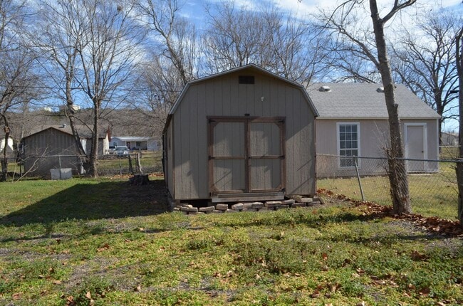 Building Photo - Call this Home!