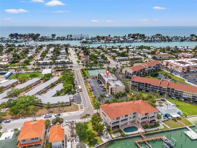 Building Photo - 301 87th Ave