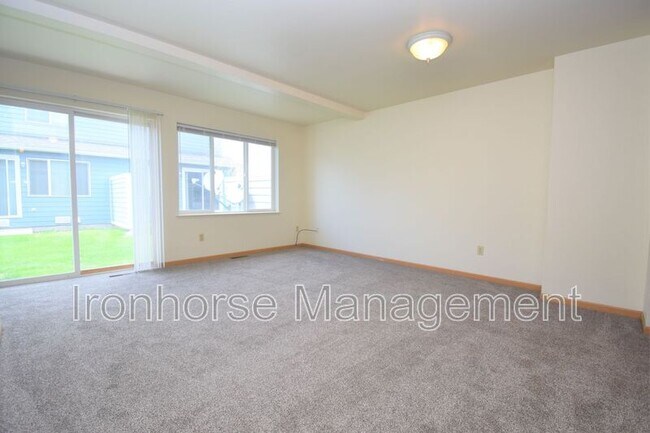 Building Photo - 2411 Wheeler Dr
