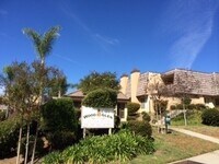 Building Photo - Alpine Glen Place