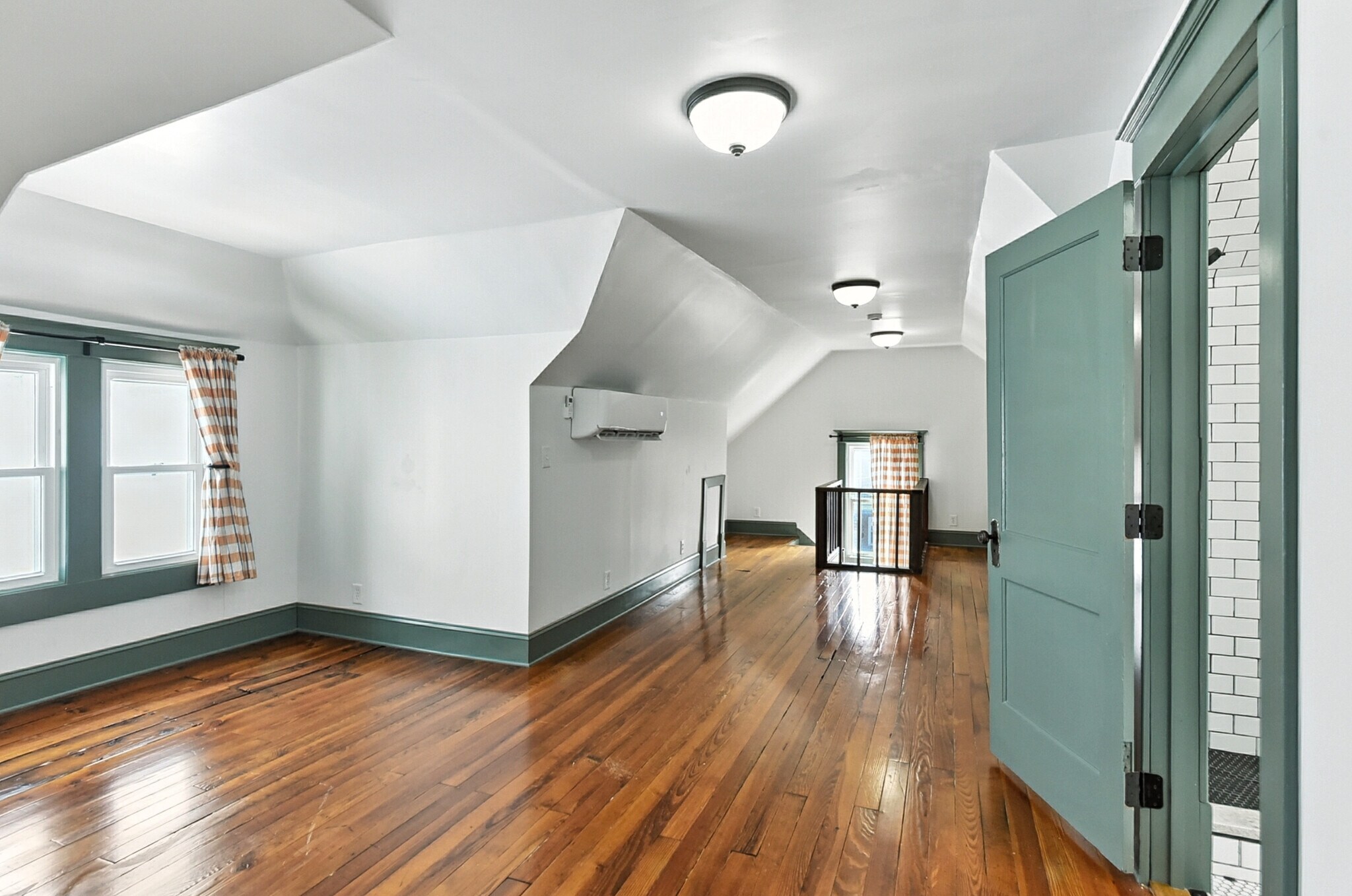 Building Photo - 2965 Harris Street