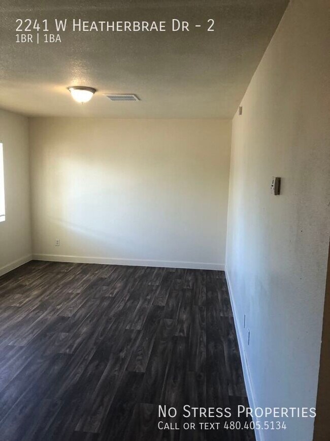 Building Photo - 2241 W Heatherbrae Dr