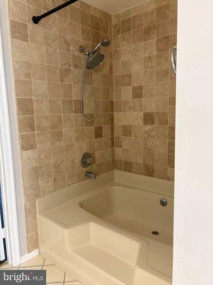 Building Photo - 57 E Oleander Dr