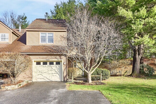 Primary Photo - 1105 Ridgefield Cir