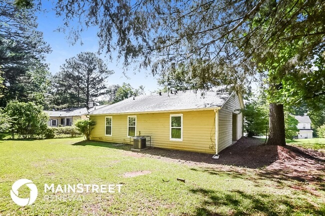Building Photo - 3246 Fescue Cir